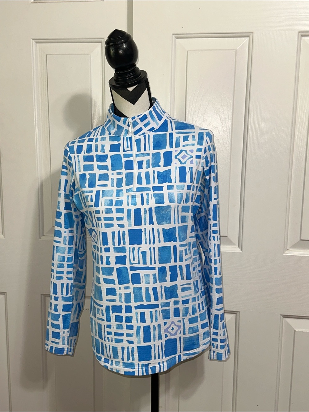 IBKUL Blue & White Geometric Long-Sleeve UPF Polo